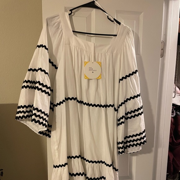 Lisa Marie Hernandez Target Collab Dress - Picture 1 of 2